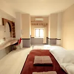 Hotel Syariah Larismanis