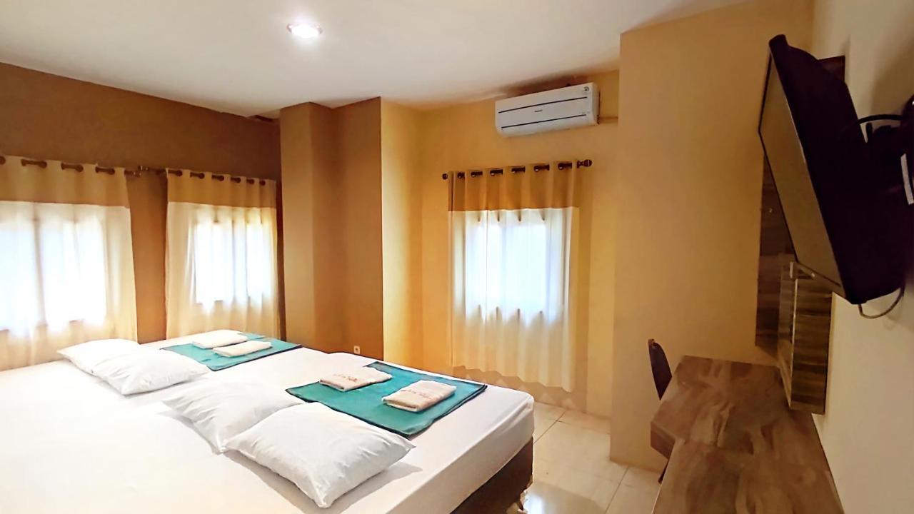 Wisma tamu Syariah Larismanis Semarang